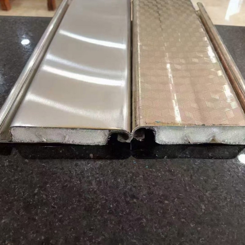 Pintu Pengatup Garaj Berfungsi Berat