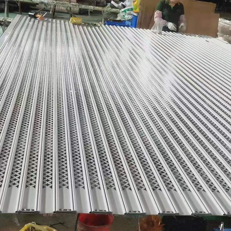 Pintu Pengatup Penggelek Garaj Ringan